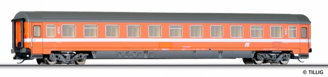 Passenger car 2nd class<br /><a href='images/pictures/Tillig/13552.jpg' target='_blank'>Full size image</a>